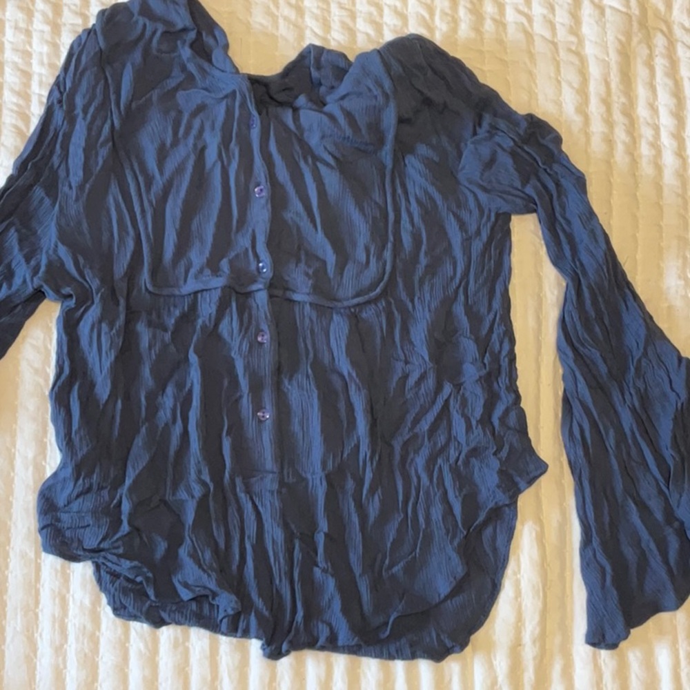 Elan Crinkle Bell Sleeve Top